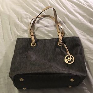 Michael kors tote