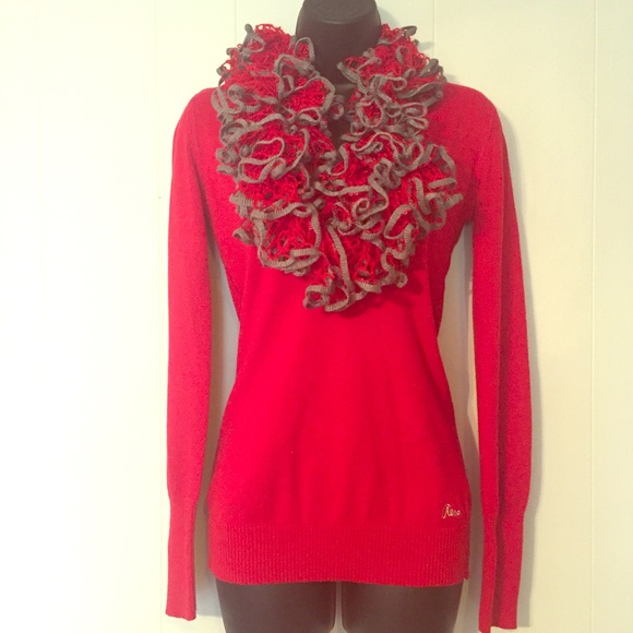 💃Red Ruffly Scarf💃