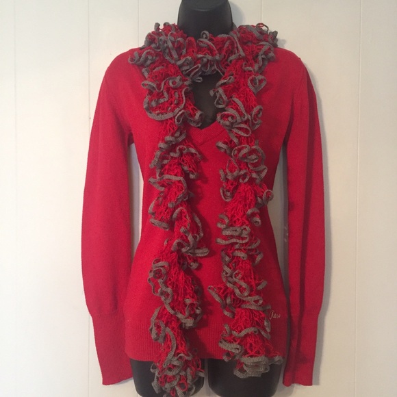 💃Red Ruffly Scarf💃 - Picture 2 of 3