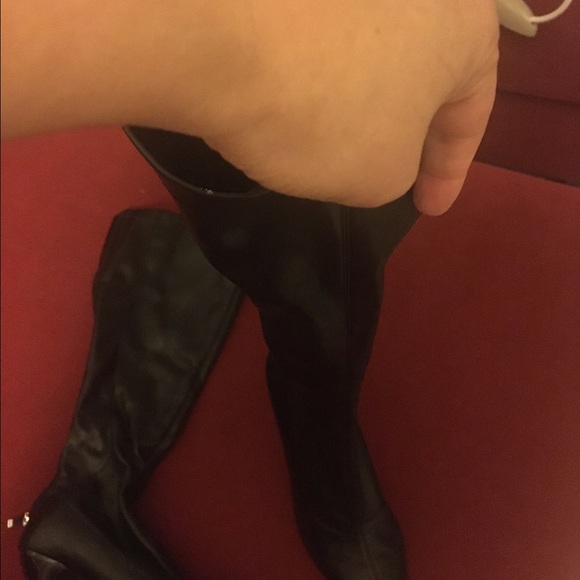 Black Guess Boots