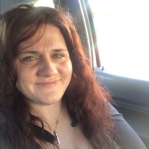 Meet your Posher, Kindra