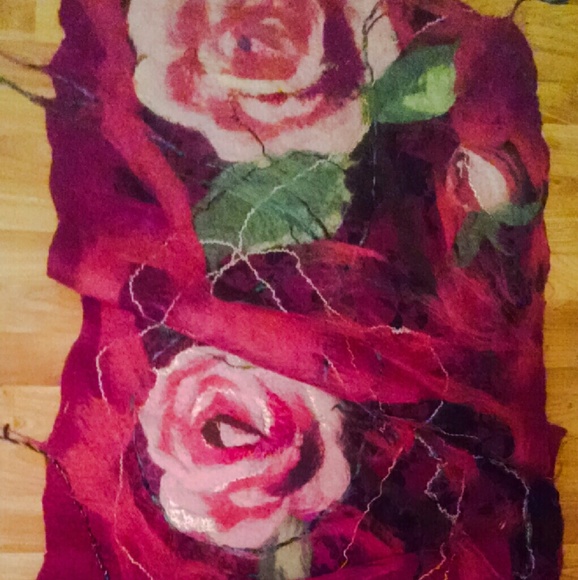 Nuno felting scarf: wool and silk. - Picture 2 of 3