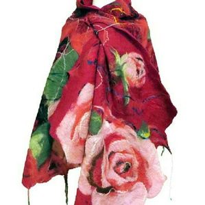 Nuno felting scarf: wool and silk.