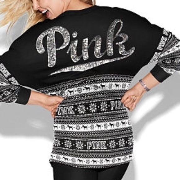 NWT vs pink holiday shirt