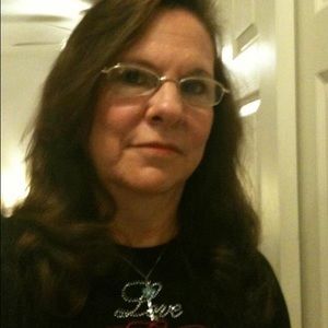 Meet your Posher, Becky