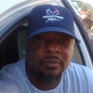 Meet your Posher, Kendall