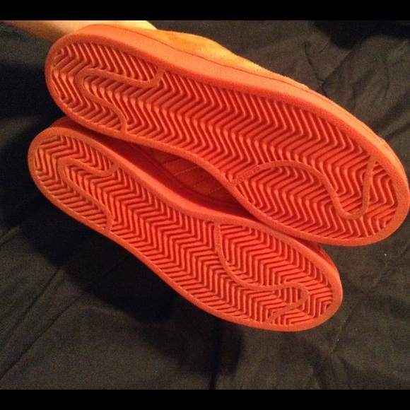 Pharrell Superstar Adidas SOLD - Picture 3 of 3