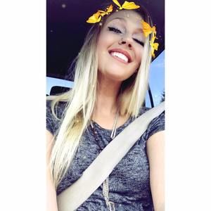 Meet your Posher, Amanda