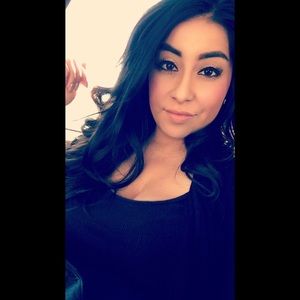 Meet your Posher, Mayra