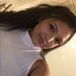 Meet your Posher, Olivia