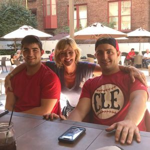 Meet your Posher, Suzanne