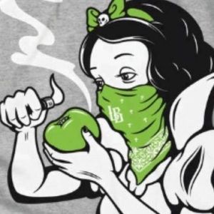 Meet your Posher, Laurel