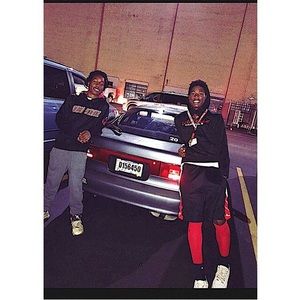 Meet your Posher, Khalil