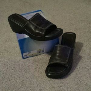 Brown We sties shoes