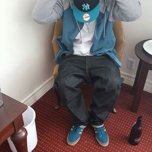 Meet your Posher, Marcell