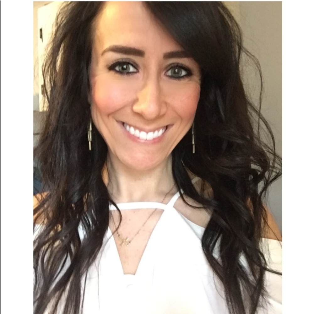 Meet your Posher, Ashley