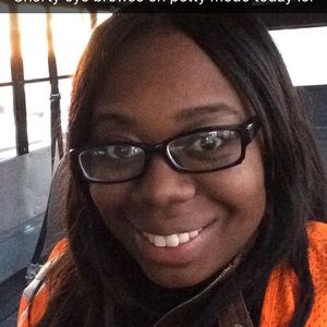 Meet your Posher, Alexandra