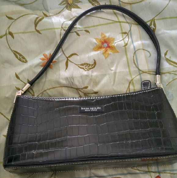 Kate Spade purse - Picture 1 of 3