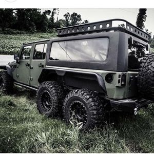 Meet your Posher, Adeana