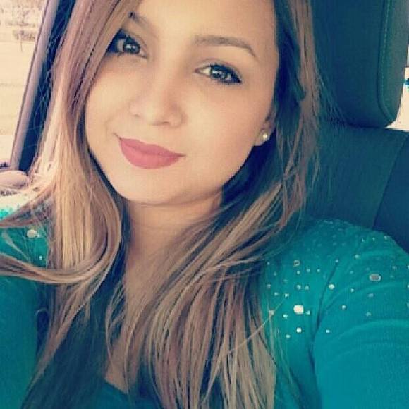 Meet your Posher, Vanessa