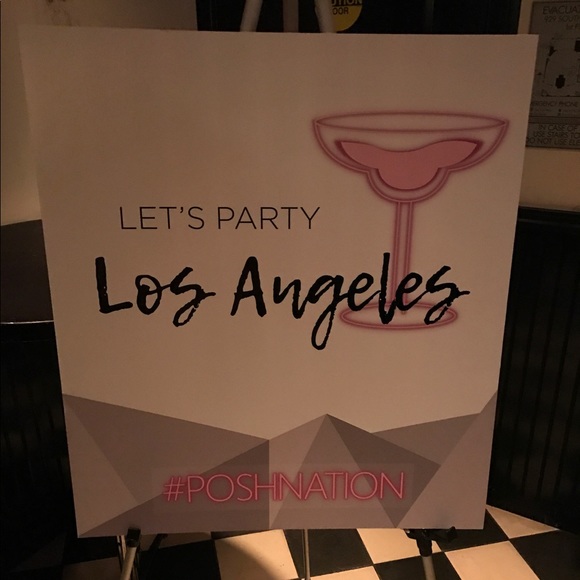 🎉Meet Your Posher🙌🤗 - Picture 1 of 2