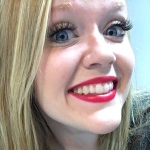 Meet your Posher, Savanna