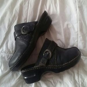 b.o.c mules/ clogs black size 10