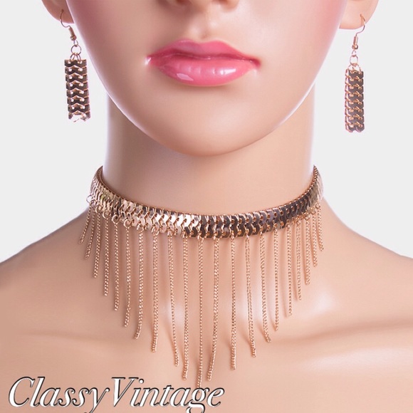 boutique Jewelry - Gold fringe choker with earrings.