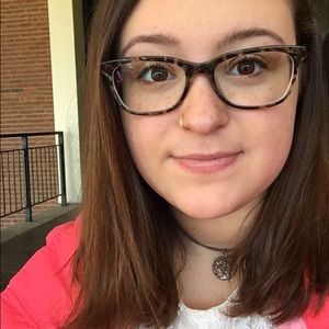 Meet your Posher, Sophia