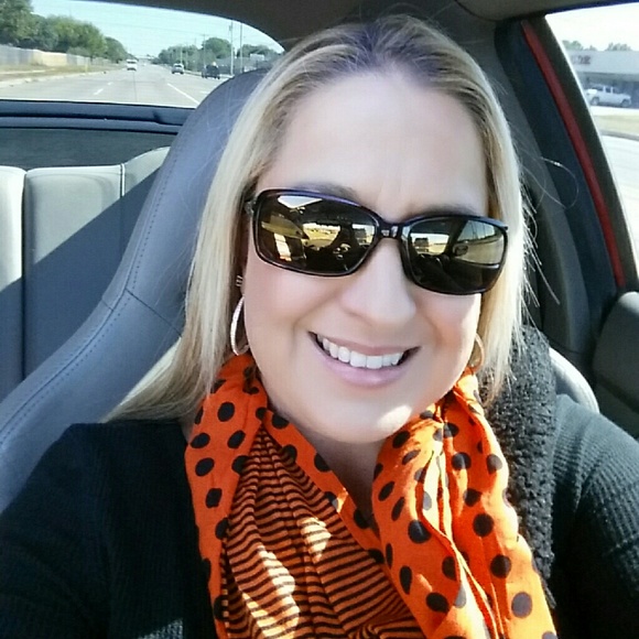 Meet your Posher, Tracy