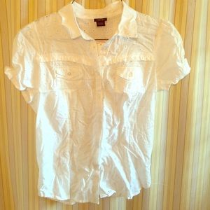 NWT - Rue 21- white, eyelet button up