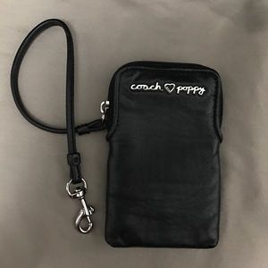 Coach Poppy Black wristlet