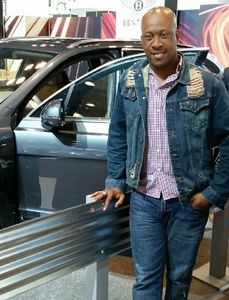 Meet your Posher, Gregory