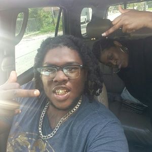 Meet your Posher, Tazz