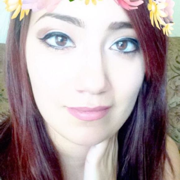 Meet your Posher, Vanessa