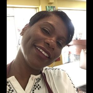 Meet your Posher, Teresa