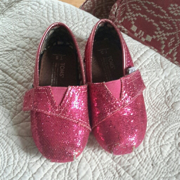 Toms toddler size 5