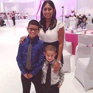 Meet your Posher, Roxana hdz