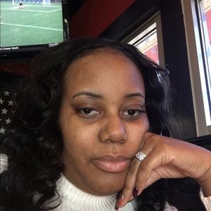 Meet your Posher, Deanna