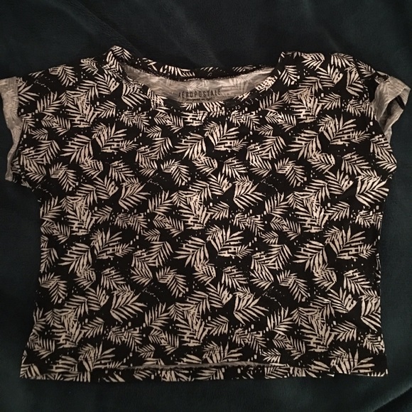 Aeropostale black palm tree leaves crop top