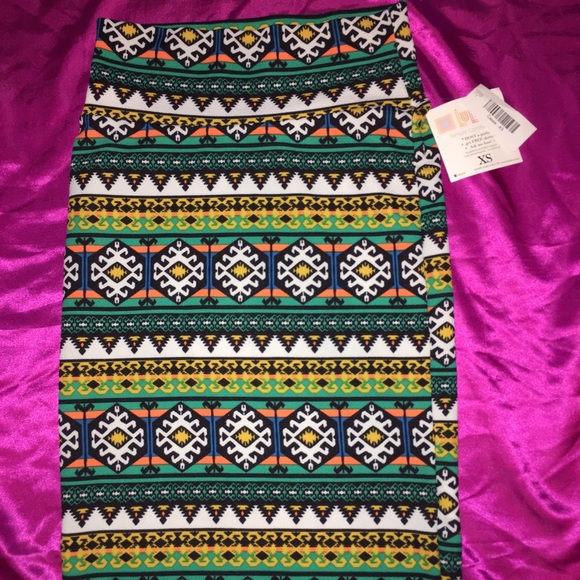 LulaRoe Cassie Skirt