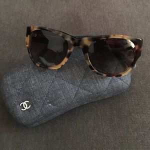 CHANEL sunglasses - Worn only once!