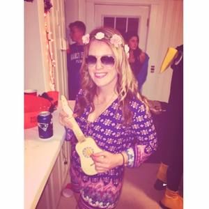 Meet your Posher, Brooke