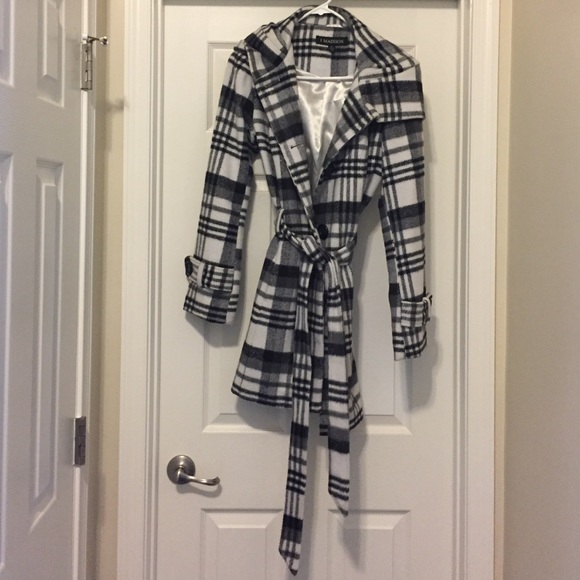 Heavyweight black & white longer peacoat