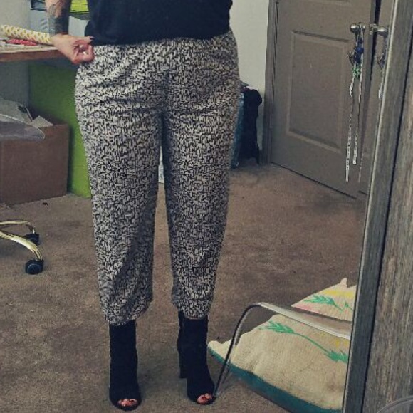 Chicos printed pants