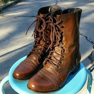 Steve Madden "troopa" combat boots