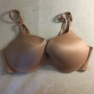 Victoria's Secret Incredible Push Up bra 38D nude
