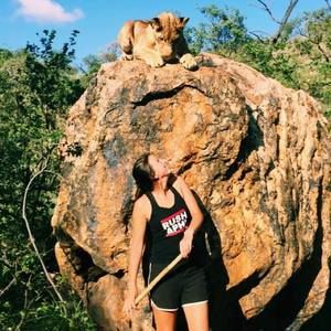 Meet your Posher, Emily