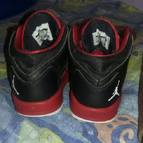 Red&black nike - Picture 2 of 3