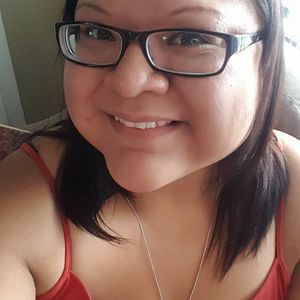 Meet your Posher, Yolanda